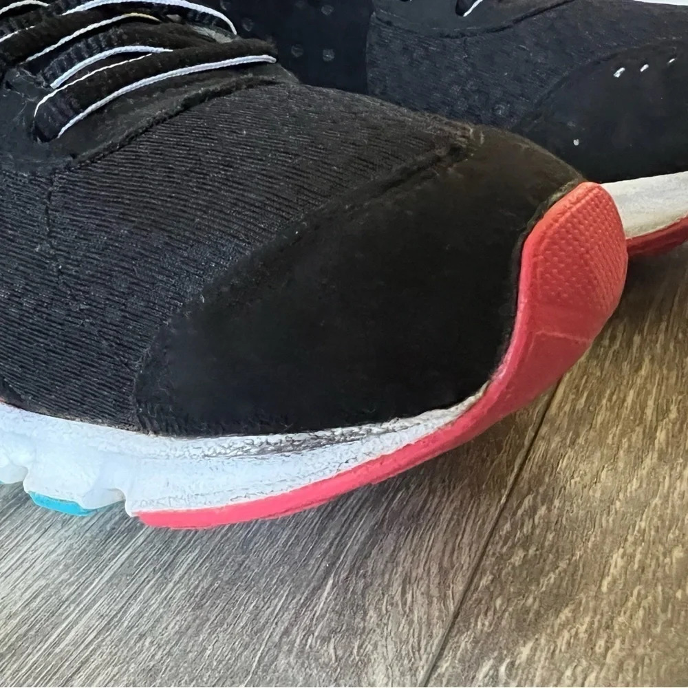 ASICS Rush 33 Ahar Black Pink & Blue Running Shoes. Size 8.5.